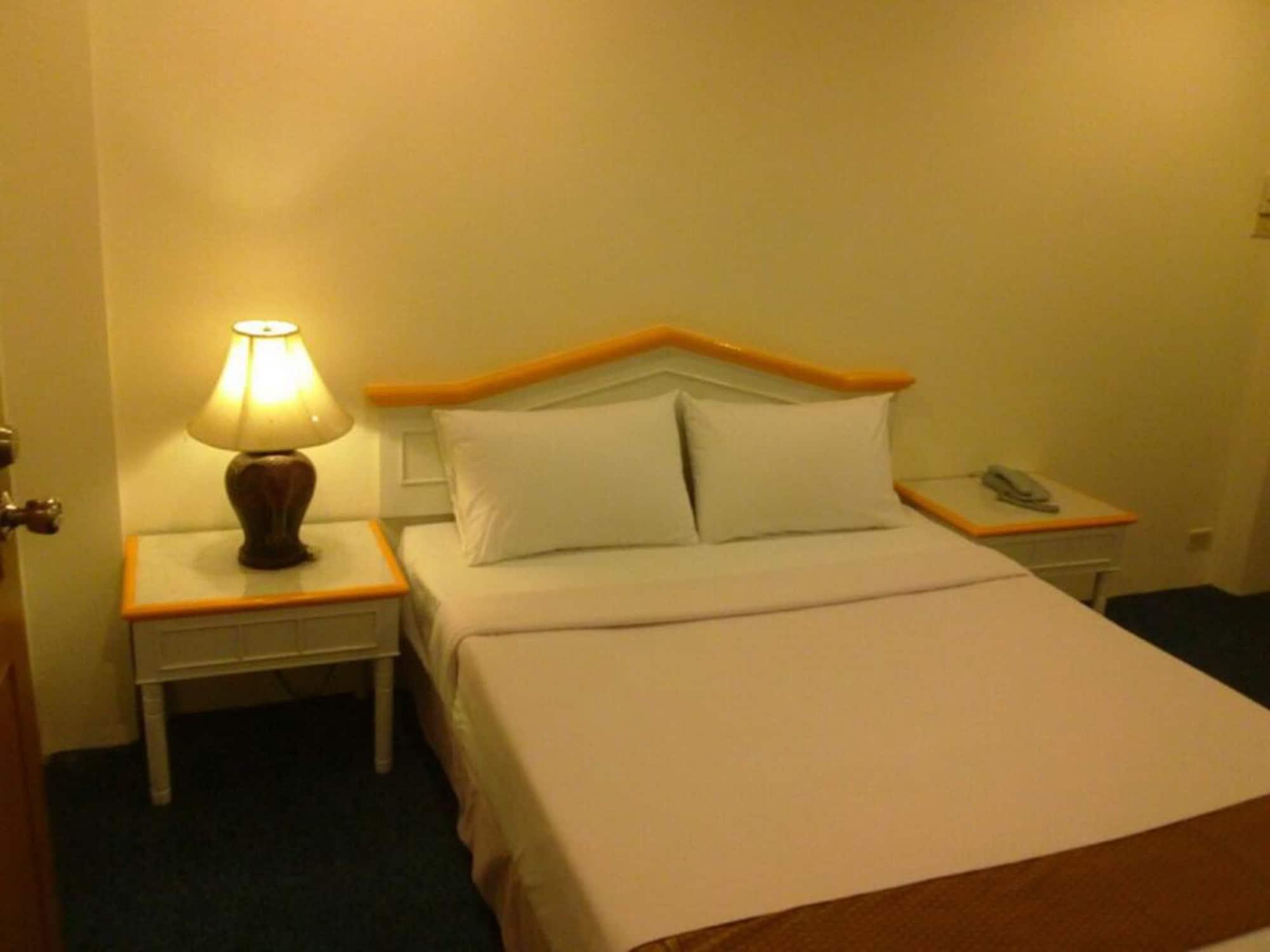 Asia Grand Hotel Хатъяй Экстерьер фото